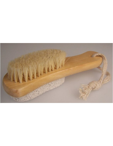 Pierre ponce avec brosse